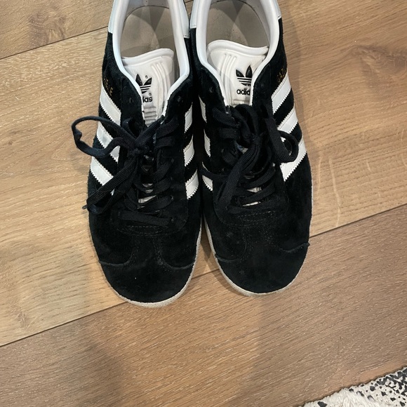 Adidas Womens Gazelle Sneakers - Picture 5 of 5